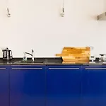 Stylish & Spacious Notting Hill Loft